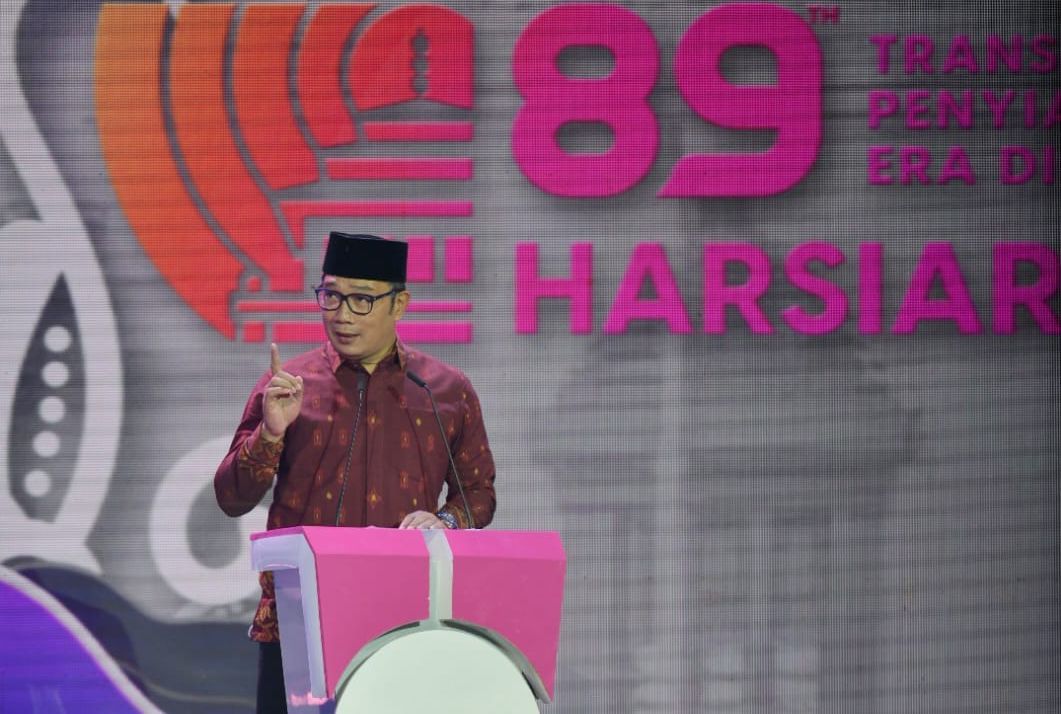 Gubernur Jawa Barat Ridwan Kamil saat peringatan ke-89 Hari Penyiaran Nasional di Paskal Hypersquare, Kota Bandung, Jumat (1/4/2022)