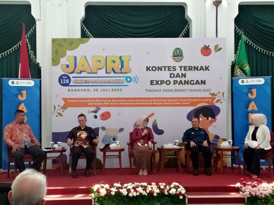 Japri Kontes Ternak dan Pangan yang diselenggarakan Diskominfo Jabar, di Gedung Sate, Bandung 20/7.