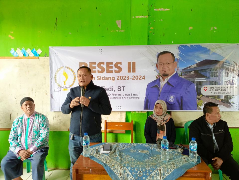 Raden Tedi ST, Anggota Komisi 1 DPRD Jabar dari Fraksi PAN Daerah Pemilihan Subang, Majalengka, dan Sumedang.