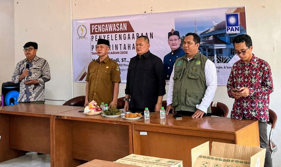 Wakil Ketua Komisi 4 DPRD Jabar Raden Tedi, ST, MM saat kegiatan Pengawasan Penyelenggaraan Pemerintahan di Pesantren Al Madinah, Kel Kotakaler Kec. Sumedang Utara, Sumedang, Senin 20 April 2026