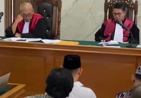 Sidang kasus korupsi proyek Bekasi yang menjerat terdakwa Sarjan di Pengadilan Tindak Pidana Korupsi (Tipikor) Bandung, Rabu (15/4/2026).